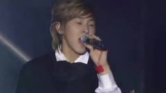 东方神起 - Holding Back The Tears