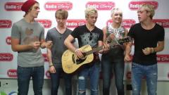 R5 - Kiss The Girl