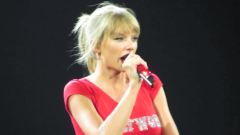 Taylor Swift,Ellie Goulding - Anything Could Happen (The Red Tour)