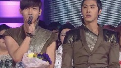东方神起 - 允浩