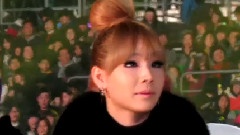 2NE1 - 台下