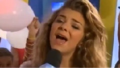 Caroline Costa - Skyscraper