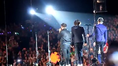 One Direction - Twitter Questions
