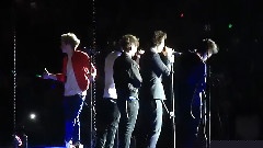 One Direction - Twitter Questions & Last First Kiss