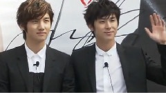 东方神起 - ZIP