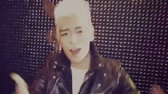 G-Dragon(BigBang),T.O.P(Bigbang) - High High