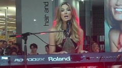 Delta Goodrem - Sitting On Top Of The World