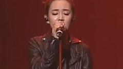 Younha - Born2Rock Concert Younha Cut 中文字幕 12/10/25