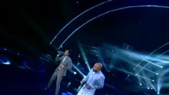 伍思凯,李代沫 - 爱与愁 & 过火