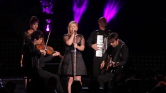 Kelly Clarkson - Don't You Want To Stay