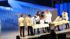 Super Junior,Super Junior-M - 赫在展示给饭衣服
