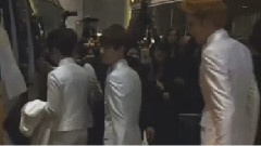 EXO,EXO-K,EXO-M - 白衣王子上车