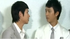 Super Junior,金希澈(Super Junior) - SBS深夜的TV演艺 庚澈童敏后台采访