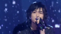 东方神起 - Hug
