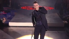 Robbie Williams - Let Me Entertain You
