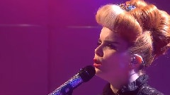 Paloma Faith - Picking Up The Pieces
