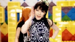 朴春(2NE1),2NE1 - Don't Stop The Music