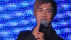 东方神起 - 托下巴 Mini Con