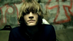 Cage The Elephant - In One Ear