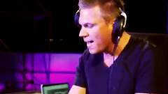 Q-Dance - In The Air