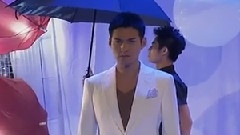 严屹宽 - 雨一直下