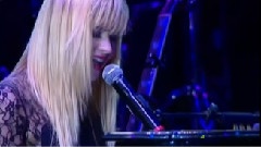 Demi Lovato - Skyscraper