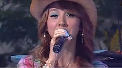李孝利,SG Wanna Be - 红色汽车