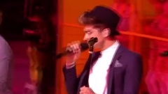 One Direction - What Makes You Beautiful