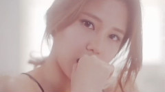 AOA - 短裙