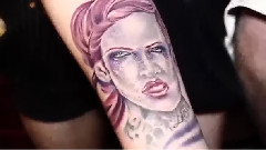 Jeffree Star - Jeffree Star Wears More Makeup Than You