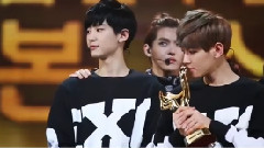 EXO,EXO-K,EXO-M - 第28届金唱片