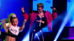 Miley Cyrus - We Can't Stop