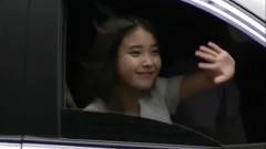 IU - 人气歌谣下班 饭拍版