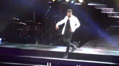 Usher - Tribute To Michael Jackson