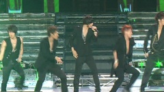 东方神起 - 咒文 & Hey!