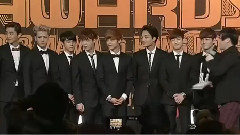 EXO - 2013MAMA 红地毯