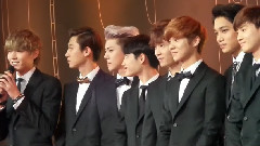 EXO - 2013MAMA 红地毯