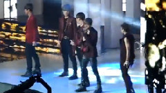 B.A.P - 雨声