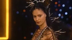 Tyra Banks表演的弗拉明戈舞