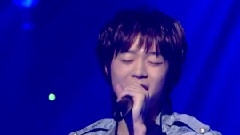 东方神起 - Hug