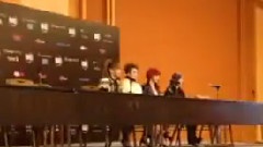 MAMA颁奖典礼,2NE1 - 2011