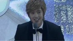金贤重 - 2011MAMA