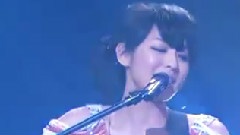 官恩娜 - 依依