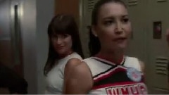 Glee Cast - I Kissed A Girl