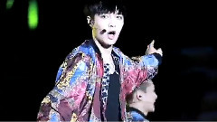 张艺兴(EXO) - Lay张艺兴 2nd Photobook 'Stuck On You' Mini DVD Teaser