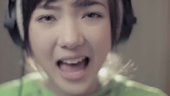 Jannine Weigel - Roar