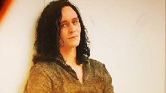 Chris Hemsworth,Tom Hiddleston - Rise