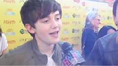Greyson Chance - Still Wants To Guest Star On Glee!