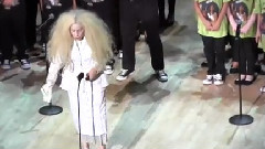 Lady Gaga,PS22 Chorus - Just Dance & Interview Of The Children