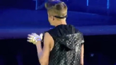 Justin Bieber - Out Of Town Girl